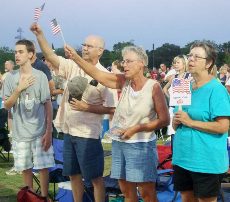photo of people at the July 4, 2012 Concert and Fireworks Show